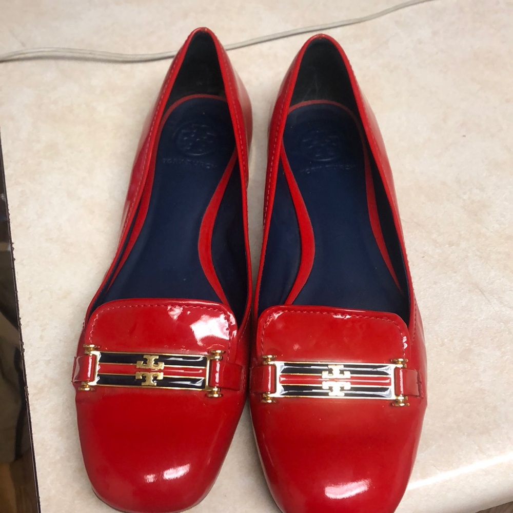 Tony Burch red flats